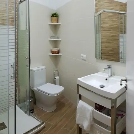 Casa Condal De Reyna