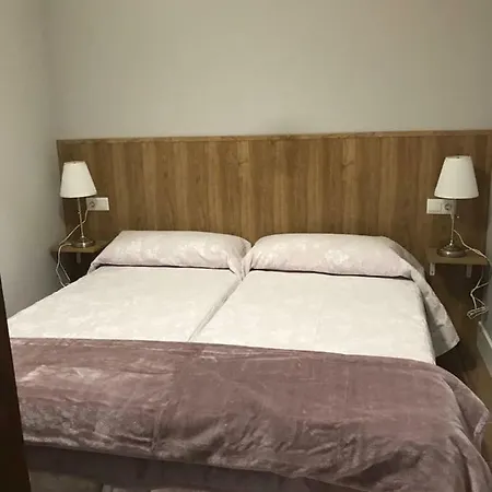 Casa Condal De Reyna