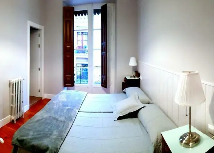 Casa Condal De Reyna *