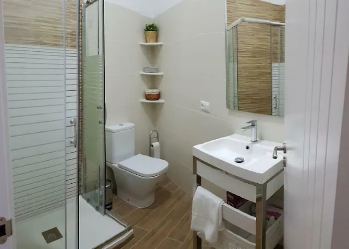 Casa Condal De Reyna