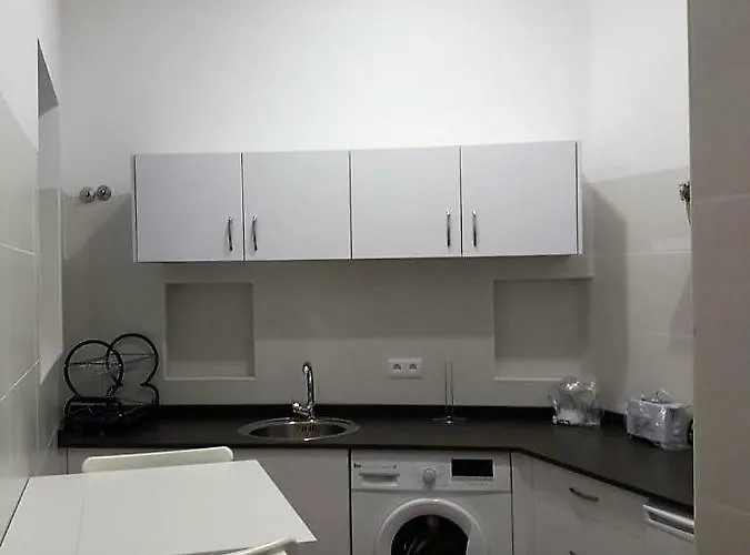 Casa Condal De Reyna